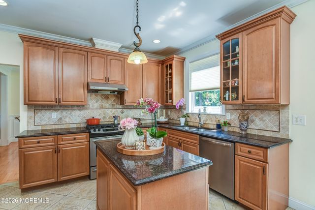 220 Lloyd Road, Aberdeen, NJ 07747