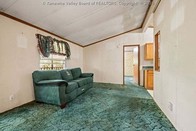 355 Fudges Creek Road, Ona, WV 25545