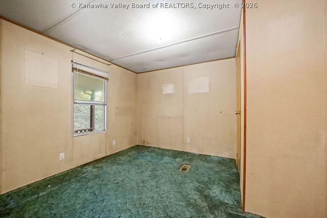 355 Fudges Creek Road, Ona, WV 25545
