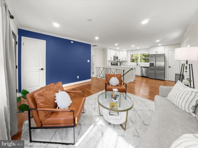 2910 LUMAR DR, Fort Washington, MD 20744