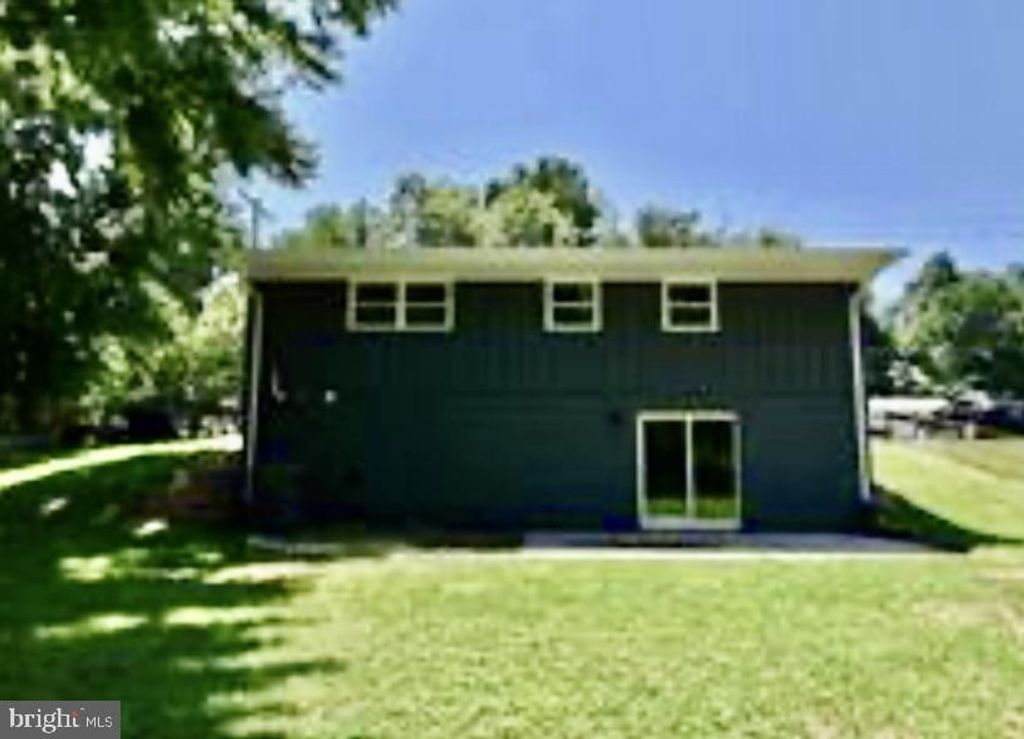 2910 LUMAR DR, Fort Washington, MD 20744