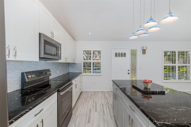 2207 MARSHALL DRIVE, Dunedin, FL 34698