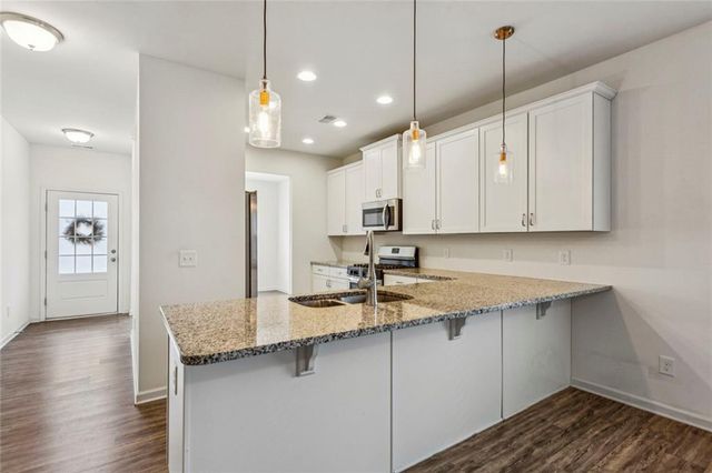 213 Tanner Trace, Ball Ground, GA 30107