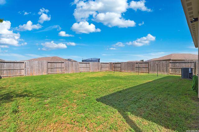 12220 Stratsburg, San Antonio, TX 78252