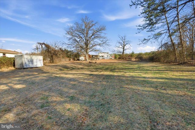 4941 PRINCE WILLIAM PKWY, Woodbridge, VA 22192