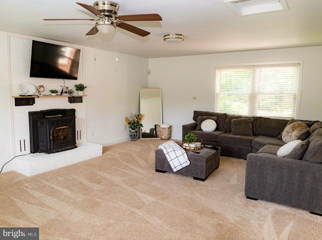 4941 PRINCE WILLIAM PKWY, Woodbridge, VA 22192