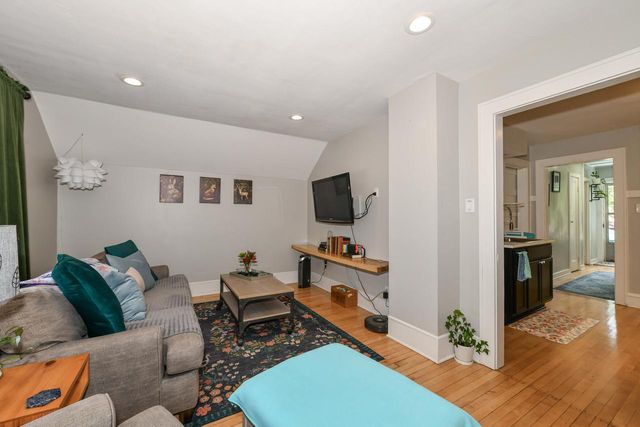 3544 S Howell AVENUE, Milwaukee, WI 53207