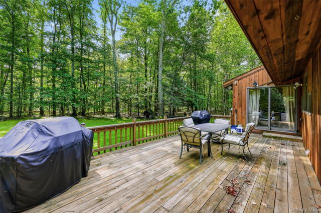 441 Burlingham Road, Pine Bush, NY 12566