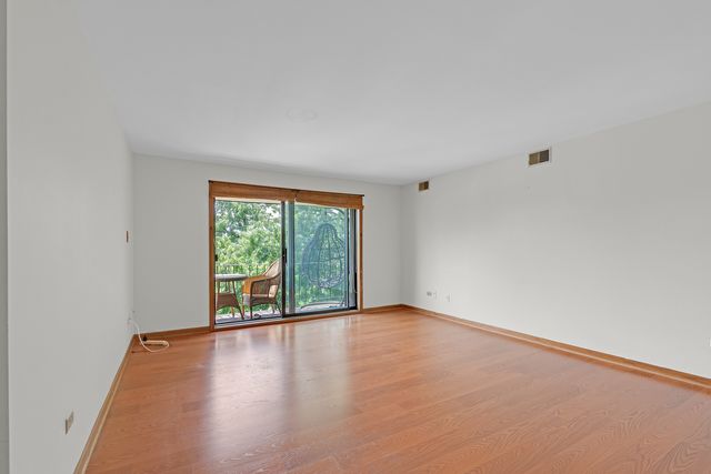 11030 S Theresa Circle 3A, Palos Hills, IL 60465
