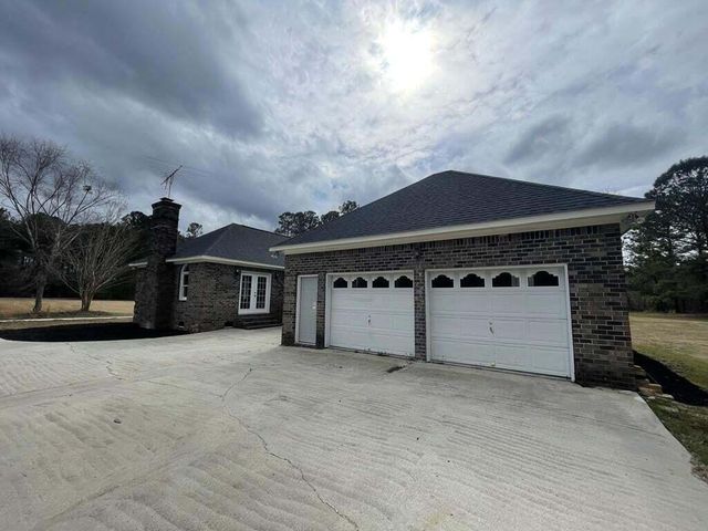 144 Bethlehem Road, Holly Hill, SC 29059