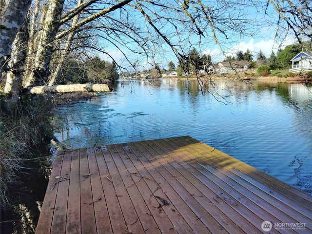 752 Pt Brown Avenue SE, Ocean Shores, WA 98569