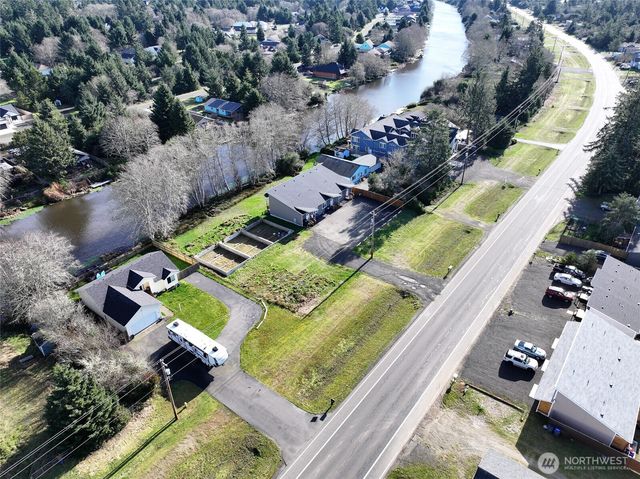 752 Pt Brown Avenue SE, Ocean Shores, WA 98569