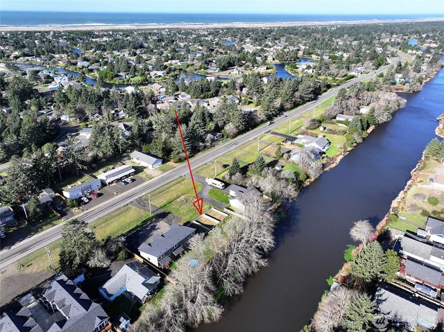 752 Pt Brown Avenue SE, Ocean Shores, WA 98569