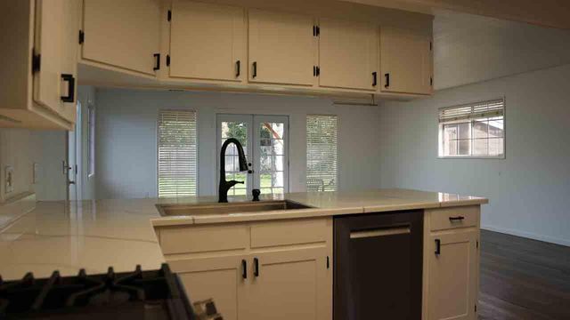 2060 Melody Lane, Medford, OR 97504