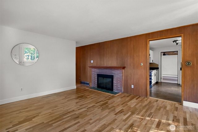 18806 4th S, Burien, WA 98148