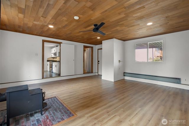 18806 4th S, Burien, WA 98148
