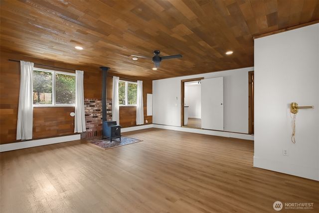 18806 4th S, Burien, WA 98148