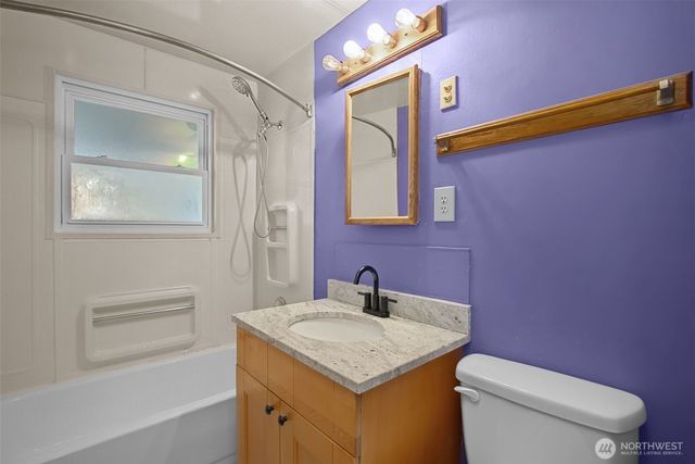 18806 4th S, Burien, WA 98148