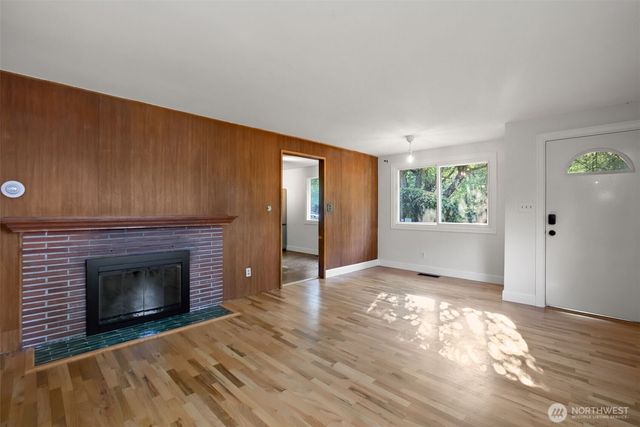 18806 4th S, Burien, WA 98148