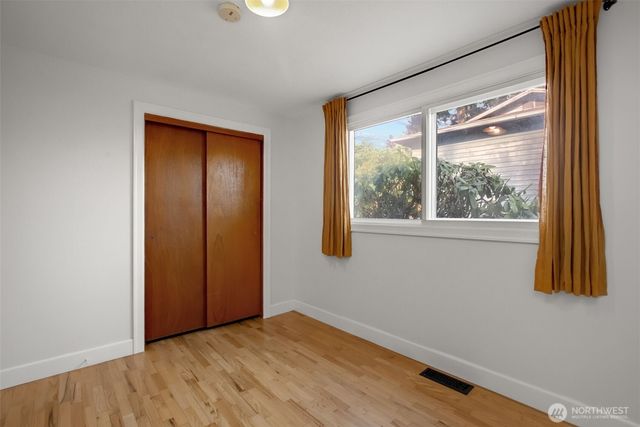 18806 4th S, Burien, WA 98148