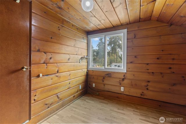 18806 4th S, Burien, WA 98148