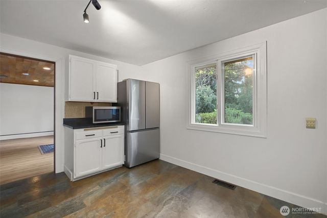 18806 4th S, Burien, WA 98148