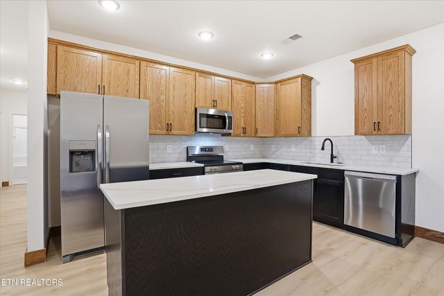 2222 Two Rives Blvd 2103, Sevierville, TN 37876