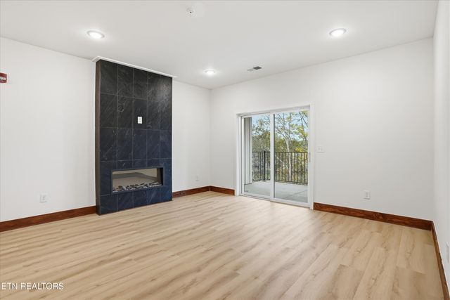 2222 Two Rives Blvd 2103, Sevierville, TN 37876