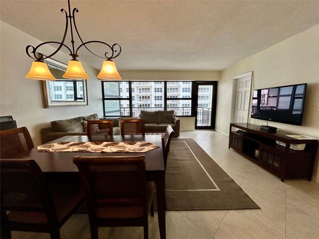 3800 NE Galt Ocean Dr 803, Fort Lauderdale, FL 33308