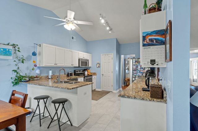 2121 Ortega Street, Navarre, FL 32566