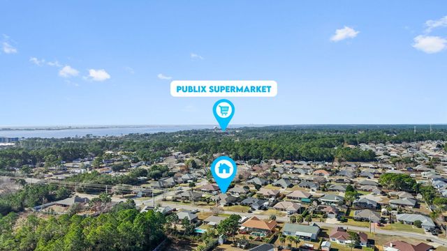 2121 Ortega Street, Navarre, FL 32566