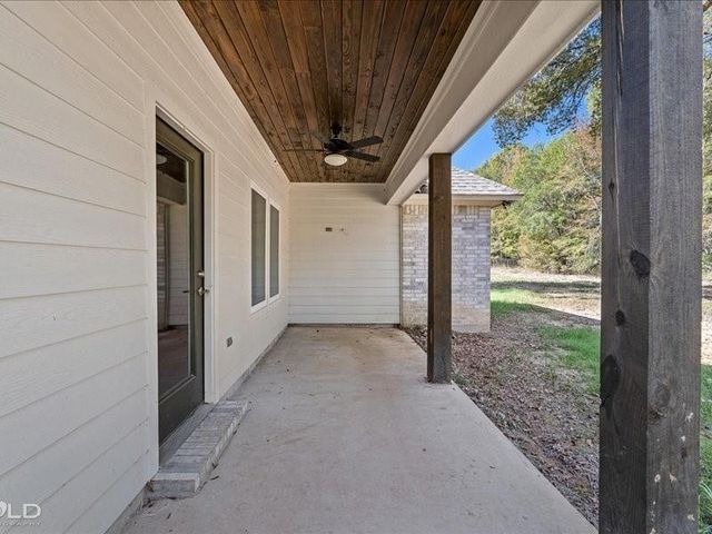 9436 N Pointe Circle, Greenwood, LA 71033