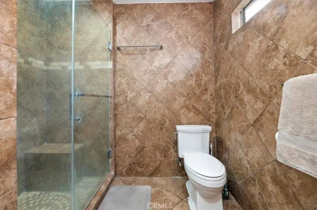 4074 Santa Ana, South Gate, CA 90280