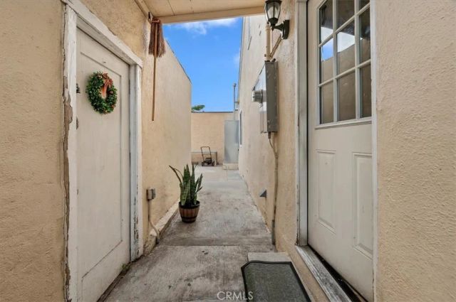 4074 Santa Ana, South Gate, CA 90280