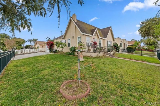 4074 Santa Ana, South Gate, CA 90280