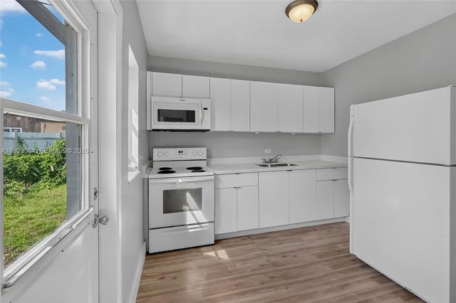 14801 Lincoln Boulevard, Miami, FL 33176