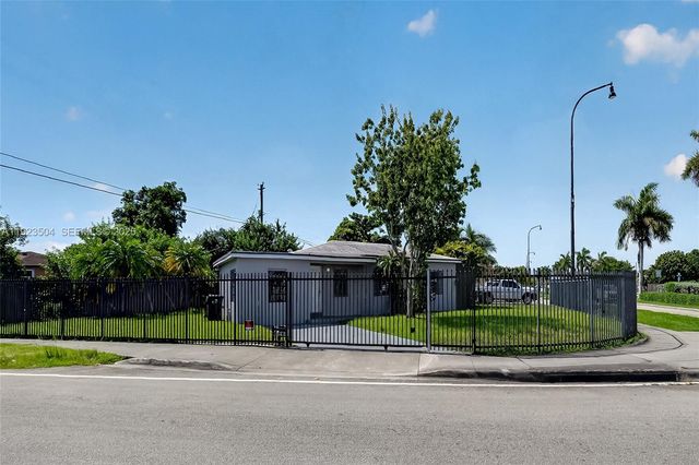 14801 Lincoln Boulevard, Miami, FL 33176