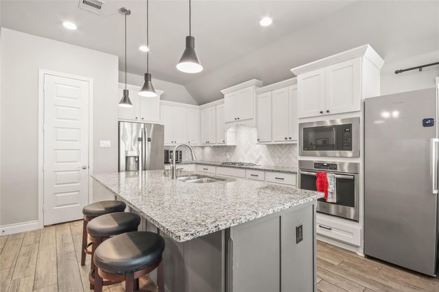 23649 Sage Villa Drive, New Caney, TX 77357