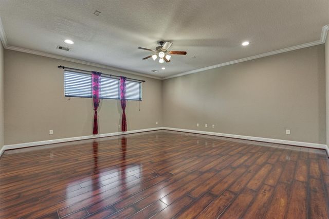 106 Bella Luce, Shenandoah, TX 77381