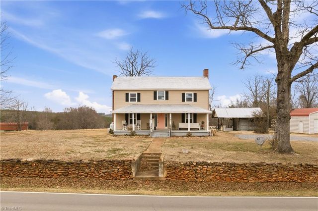 1149 Quaker Church Road, Siloam, NC 27047