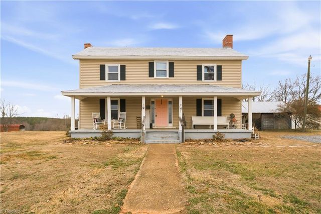 1149 Quaker Church Road, Siloam, NC 27047