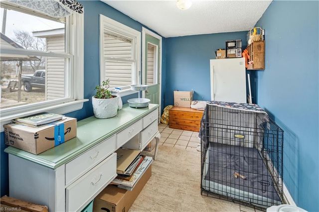 1149 Quaker Church Road, Siloam, NC 27047