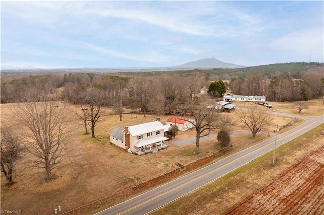 1149 Quaker Church Road, Siloam, NC 27047