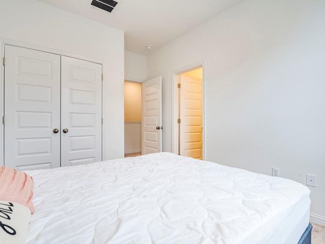 7904 Mandela BND, Austin, TX 78744