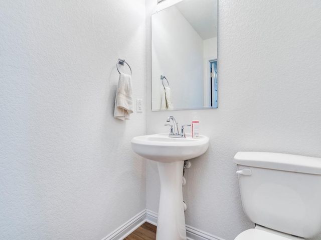 7904 Mandela BND, Austin, TX 78744