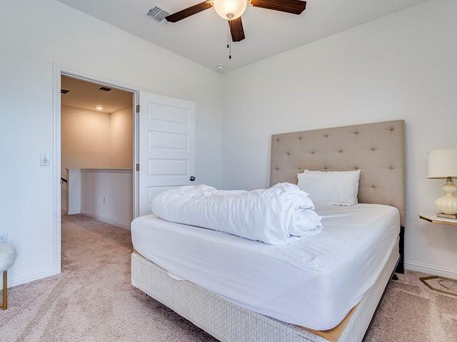 7904 Mandela BND, Austin, TX 78744