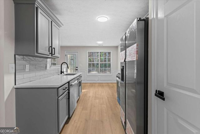 6261 Lake Valley Point, Lithonia, GA 30058