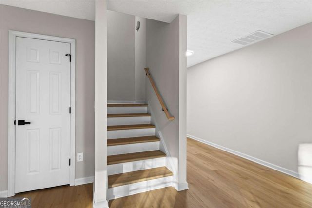 6261 Lake Valley Point, Lithonia, GA 30058