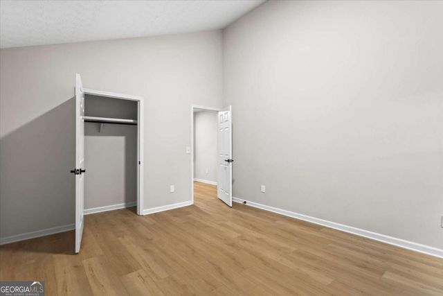 6261 Lake Valley Point, Lithonia, GA 30058