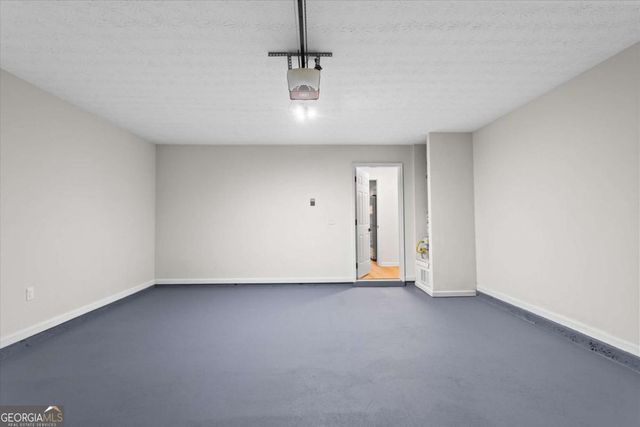 6261 Lake Valley Point, Lithonia, GA 30058